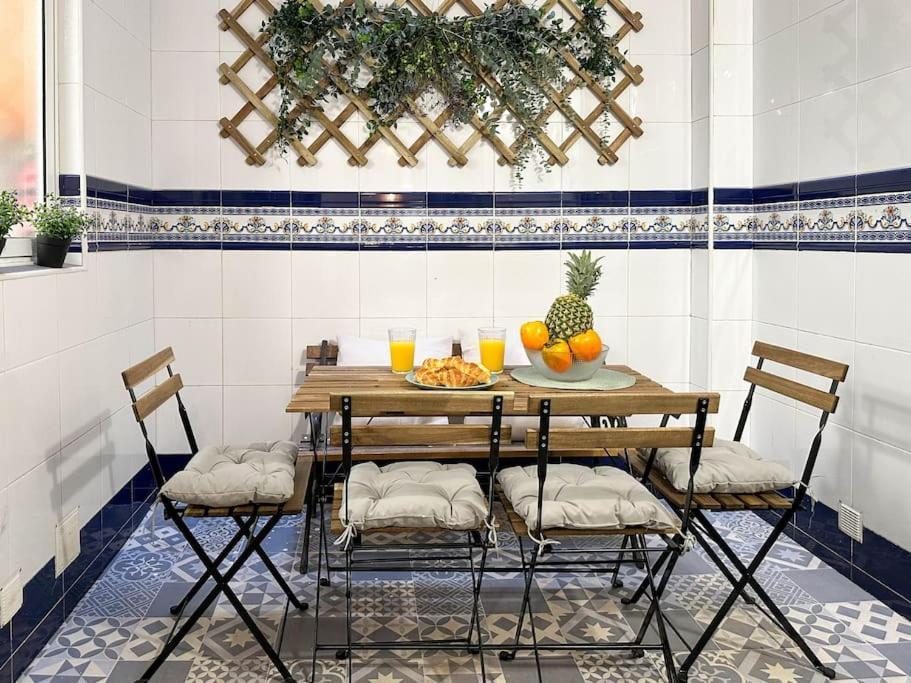 Aires Bohemios En Pleno Centro. Lägenhet Alicante Exteriör bild